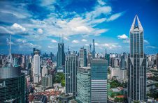 为全面推进城市数字化转型提供基础性制度保障 《上海市数据条例》2022年1月1日起施行