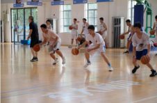三人女篮将帅分享奥运夺牌感悟，上海市民篮球节打造精彩球迷派对